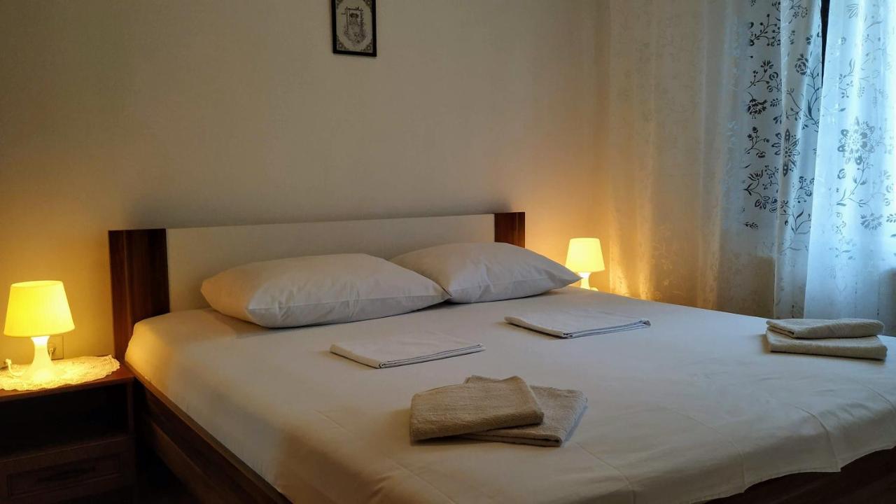 Apartments Tea Pag Đảo Pag Ngoại thất bức ảnh