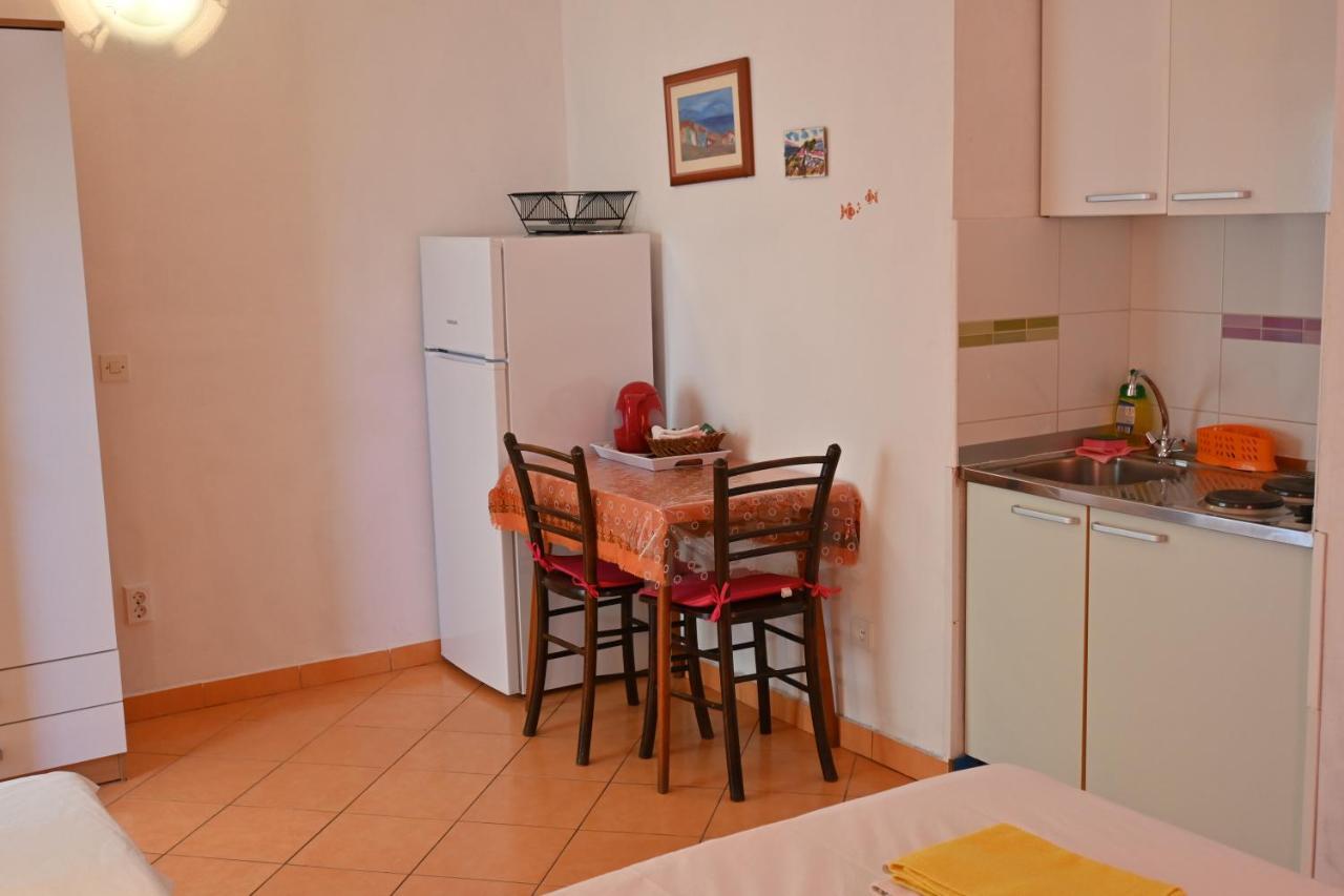 Apartments Tea Pag Đảo Pag Ngoại thất bức ảnh