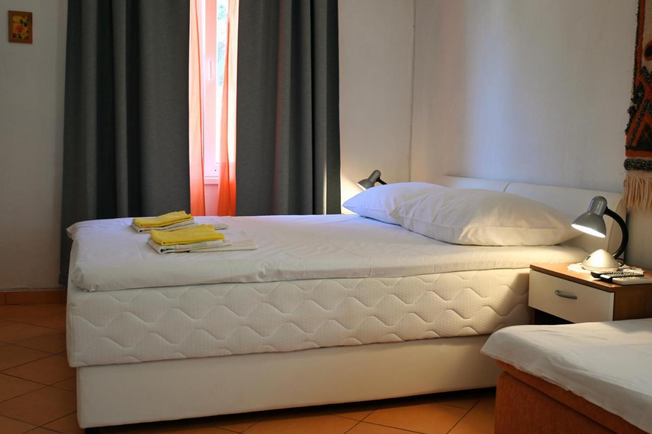 Apartments Tea Pag Đảo Pag Ngoại thất bức ảnh
